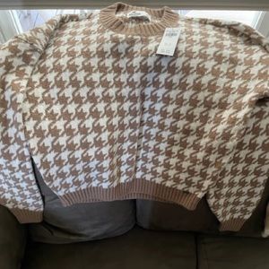 Hollister Sweater